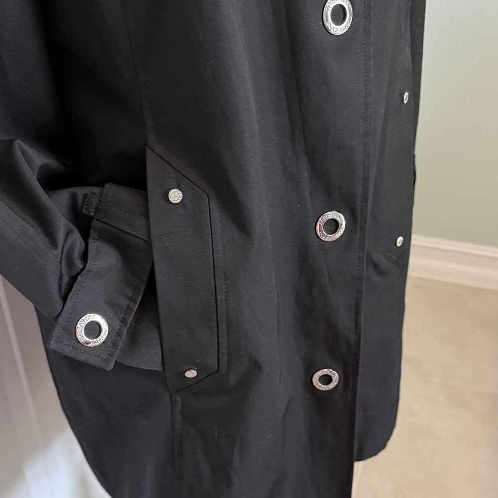 London Fog Black Single-Breasted Raincoat Trench Coat with Metal-Trim Buttons - Picture 5 of 12